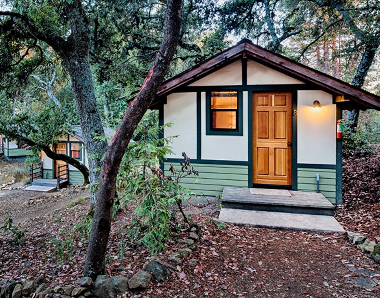 guest accommotions cabins california